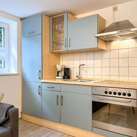 Apartment Triton Souterrain 10 *