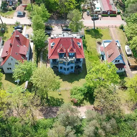 Triton Souterrain 10 Apartment *